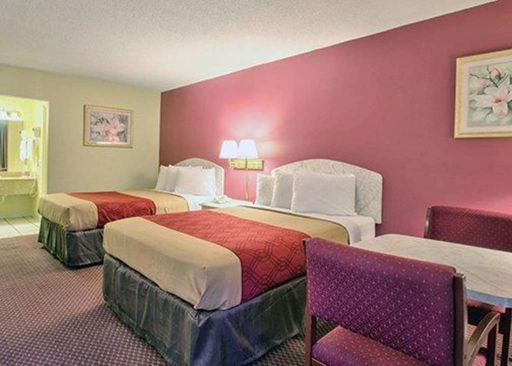 Donalsonville Econo Lodge חדר תמונה