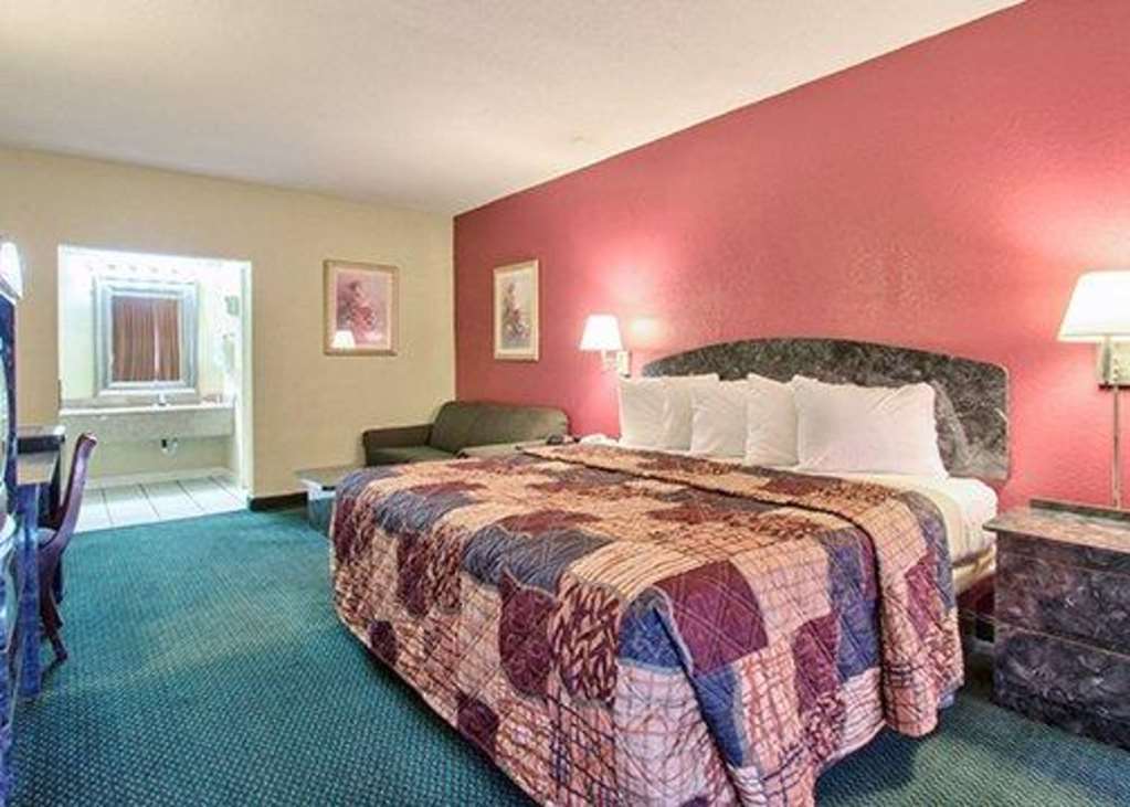 Donalsonville Econo Lodge חדר תמונה